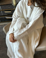 Load image into Gallery viewer, The White 100% Pure Linen Button Cuff Detail Abaya
