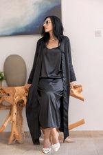 Load image into Gallery viewer, Black Luxury Crepe Abaya with Buttoned Cuff Detail
